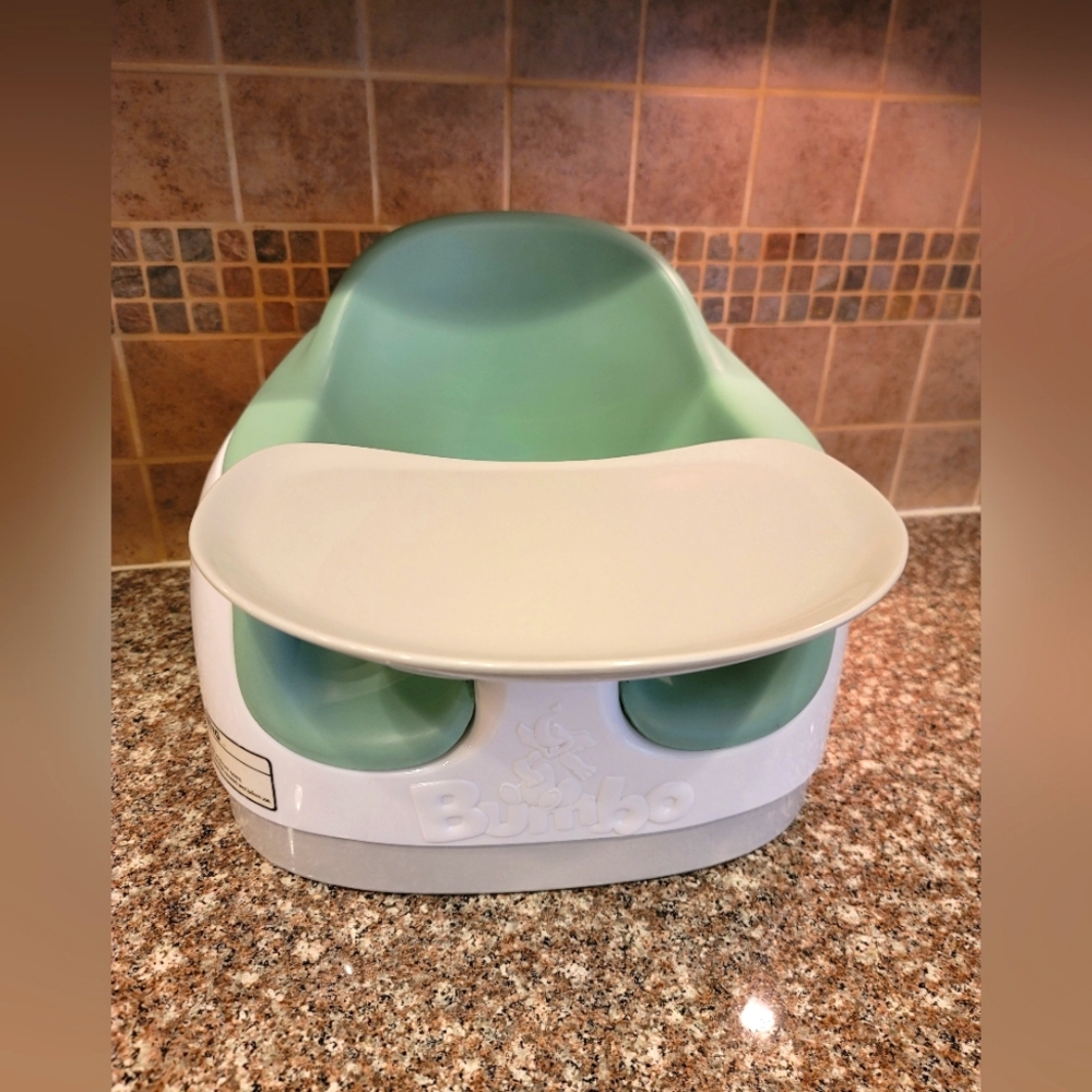 Bumbo seat